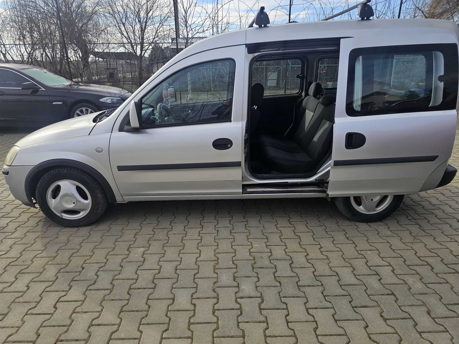 Opel Combo 2007 1.3 CDTI