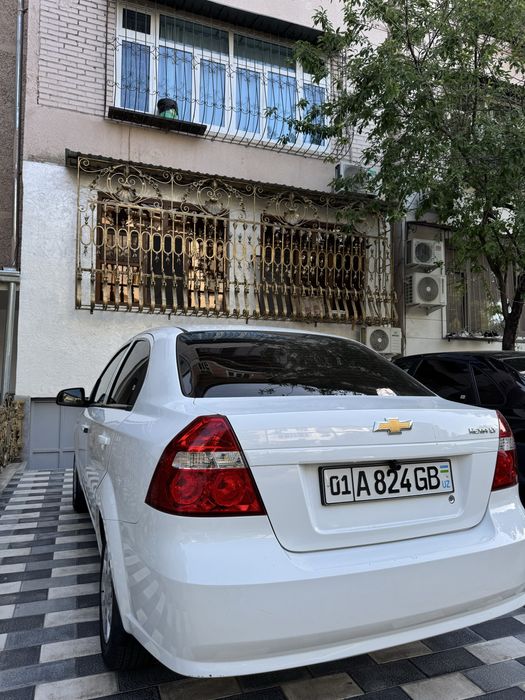 нексия 3 в отличном состояний
