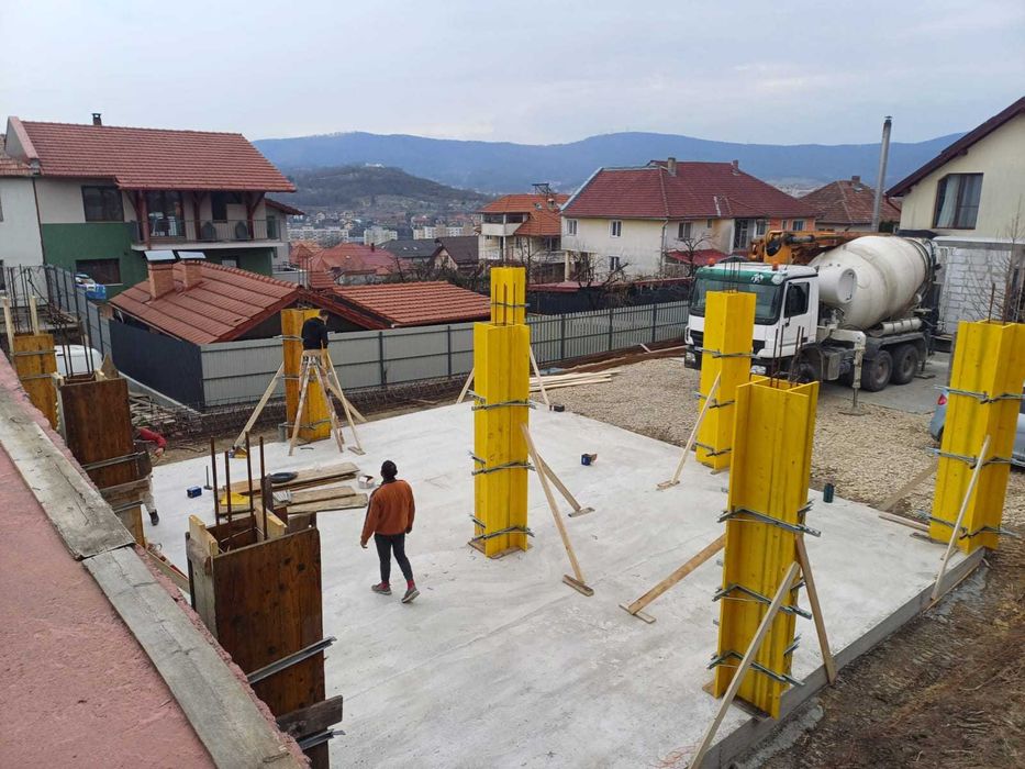 Picamar de inchiriat