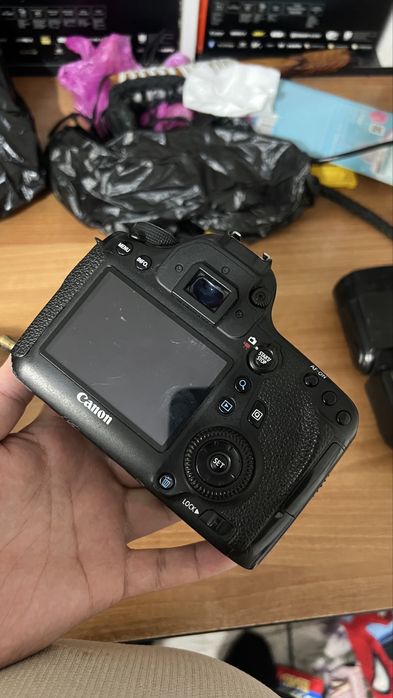 Продам canon eos 6d