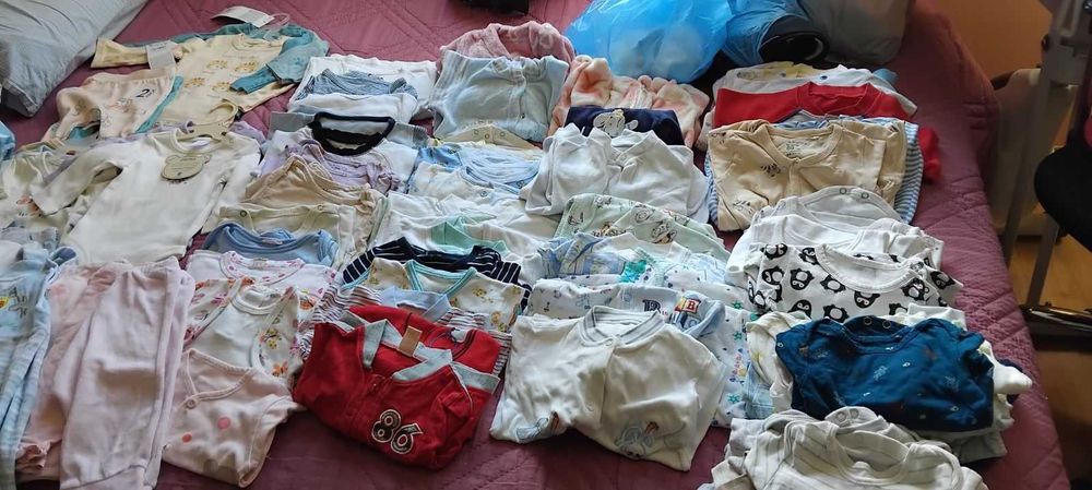 Бебешки дрехи от 0 до 9 месеца