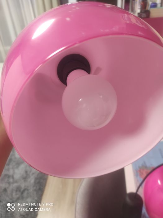 Два абажура в розово