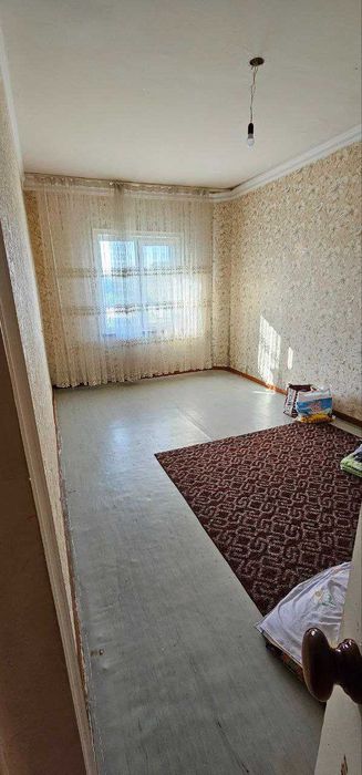 Срочно продаеться  1 комнатная в 10 микрорайоне