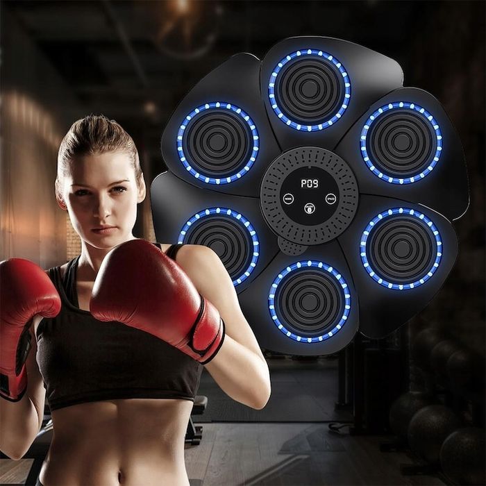 Бокс машина, Bluetooth свързаност, 9 режима на тренировка, черен цвят, дизайн за стенен монтаж