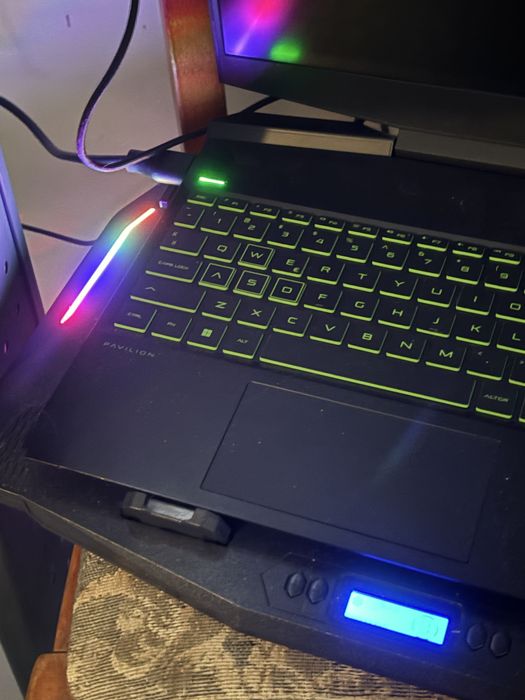 Cooler leptop Aqiris Pluto 17inch cu iluminare RGB
