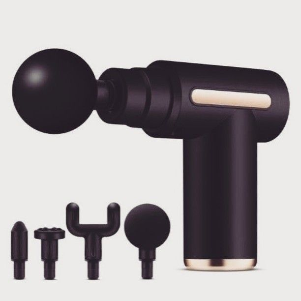 массажный пистолет