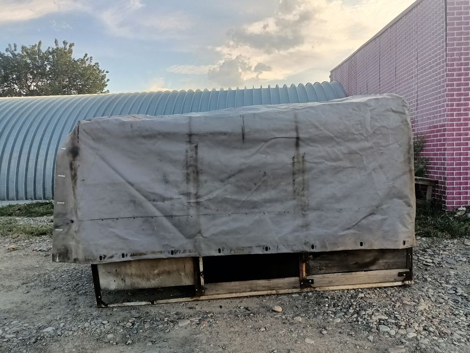 Продам кузов с тентом от газель