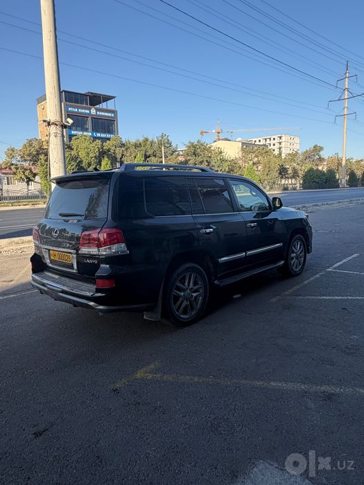 Lexus lx 570 5.7