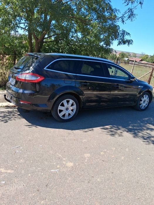 Vand sau schimb ford mondeo mk4 titanium x