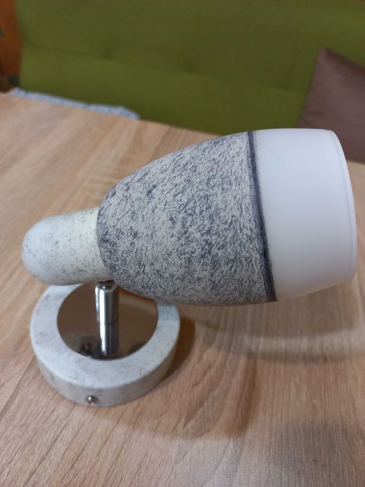 Set aplica de tavan si 2 veioze de perete cu becuri led