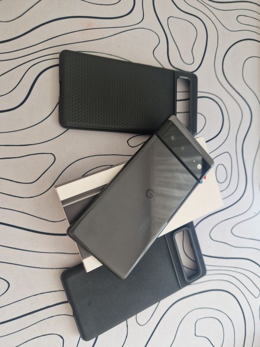 Pixel 6 8/128gb 2 чехла
