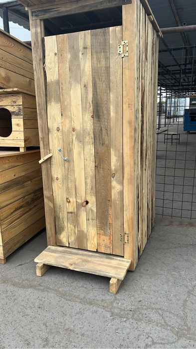 Туалет уличный дачный