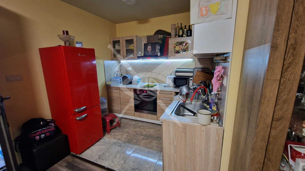 Продава се Двустаен апартамент в Асеновград - 73 кв.м за 1165 €/кв.м - Снимка #2