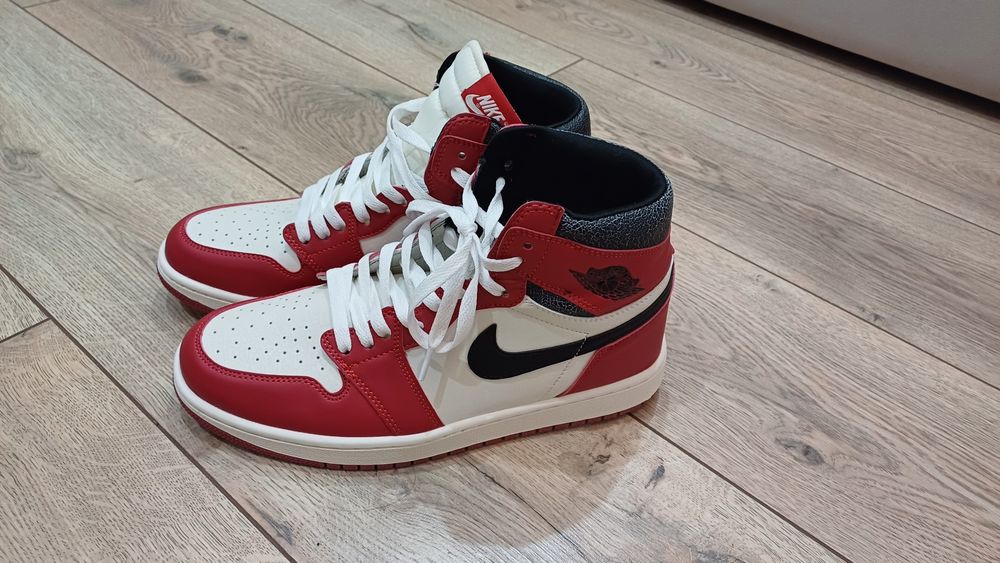 Nike Air Jordan 1 Retro Chicago High