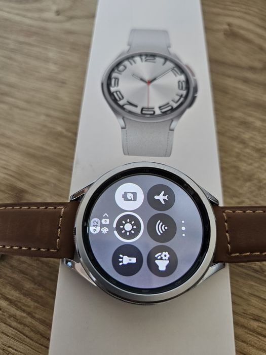 Samsung Watch 6 Classic LTE – 47mm – Ca NOU