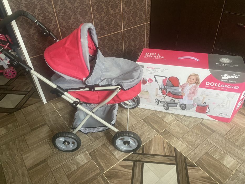 Продам кукольную коляску в отличном состоянии