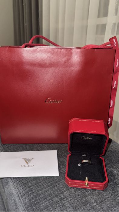 Кольцо Cartier Love