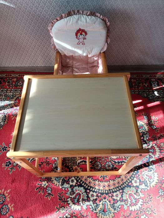 Стульчик для кормления