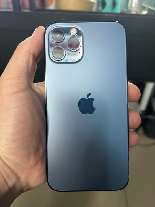 Продам iphone 12 pro