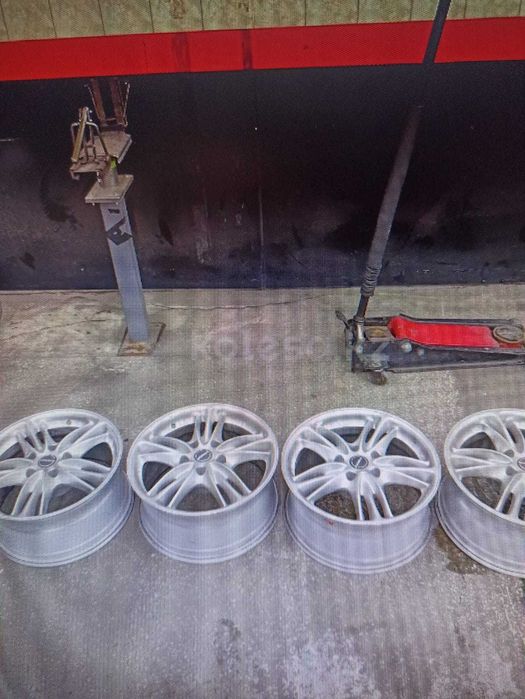 Продам диски с резиной Borbet R17 5*120