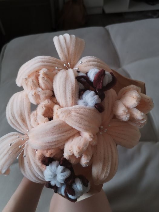 Букет из синельной проволоки