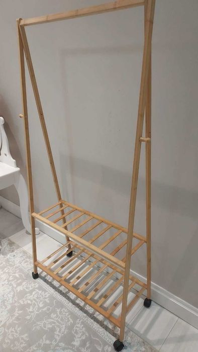 Детская вешалка стойка для одежды напольная