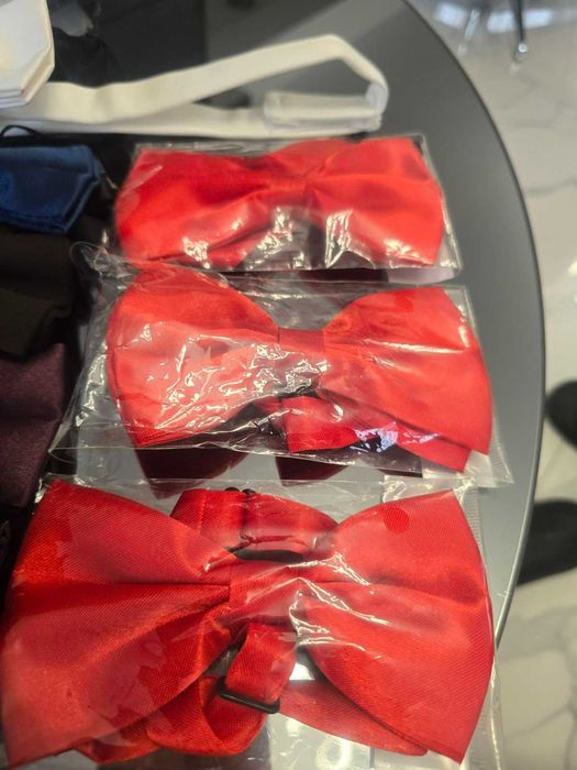 Нови мъжки вратовръзки и папийонки