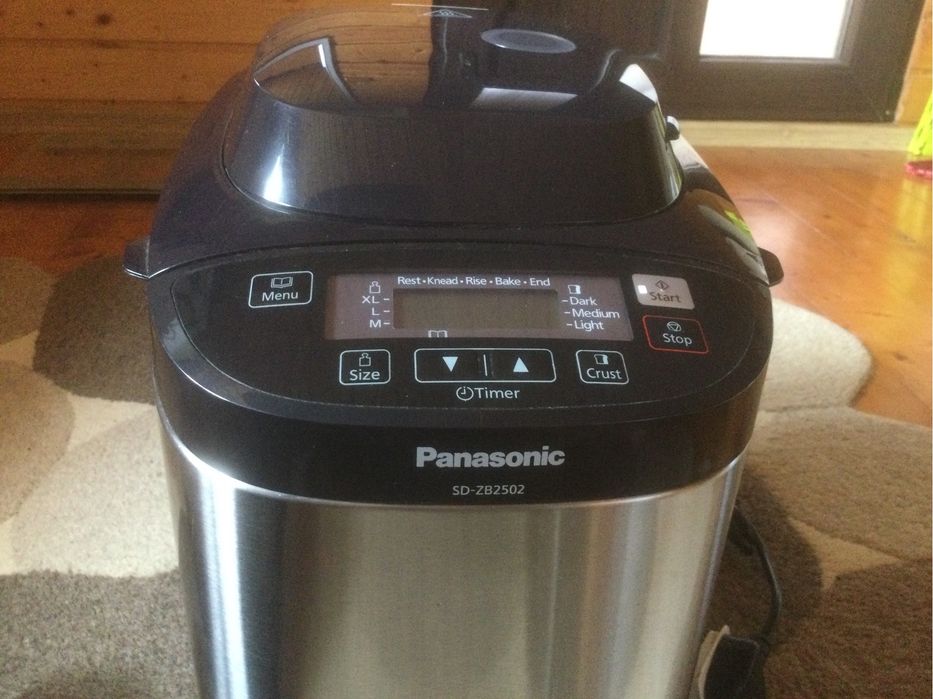 Aparat de facut paine Panasonic SD-ZB2502 nou UK