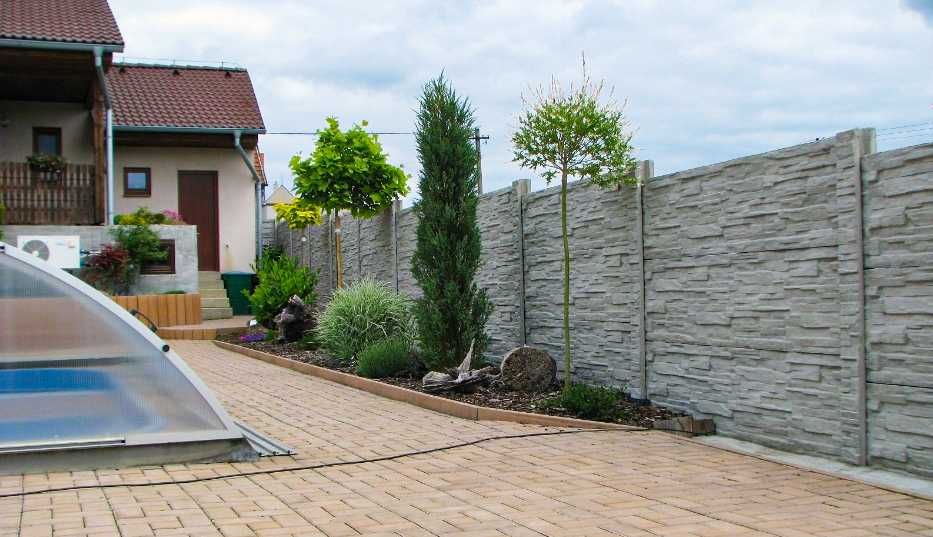 Placi de gard  si Stalpi spalieri , pari din beton pentru imprejmuiri