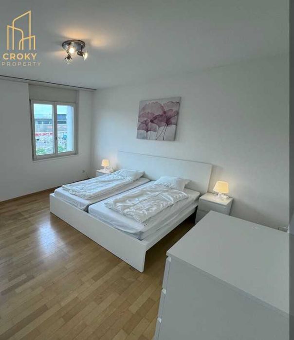 Дава се под наем Двустаен апартамент в София, Център - 65 кв.м за 675 € - Снимка #2