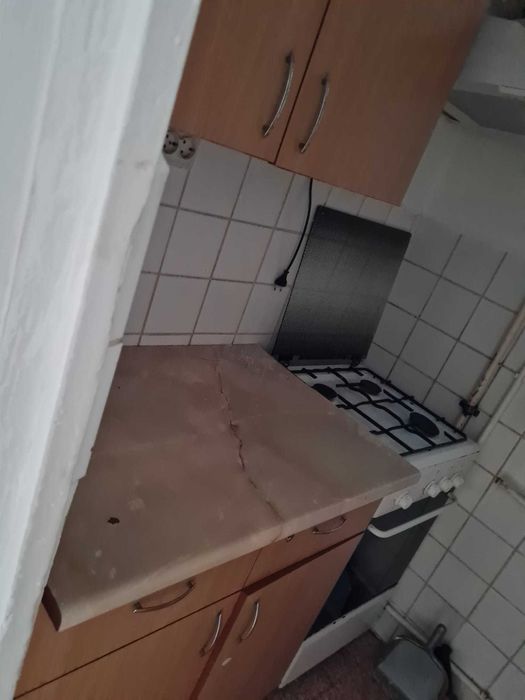 Inchiriez apartament