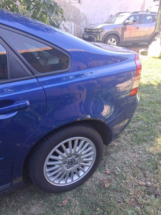 Autoturism Vovo S40