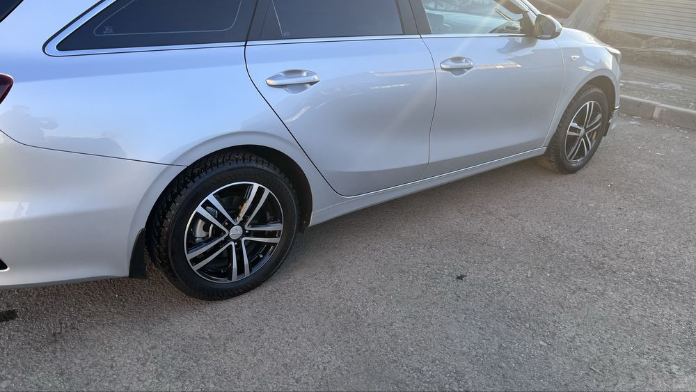 Диски с резиной…….