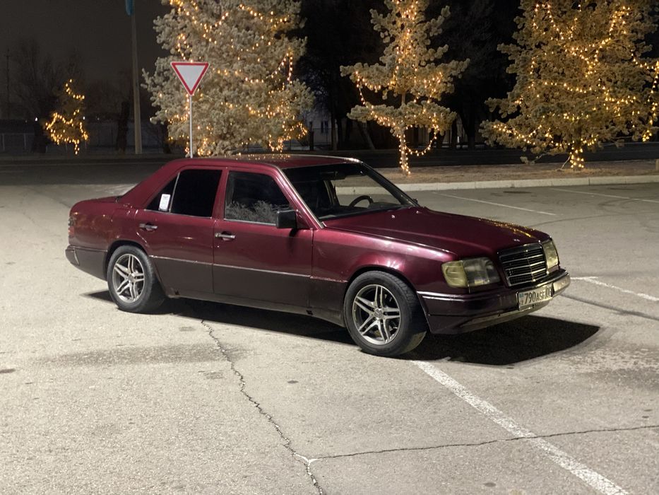 Мерседес 124 Е280