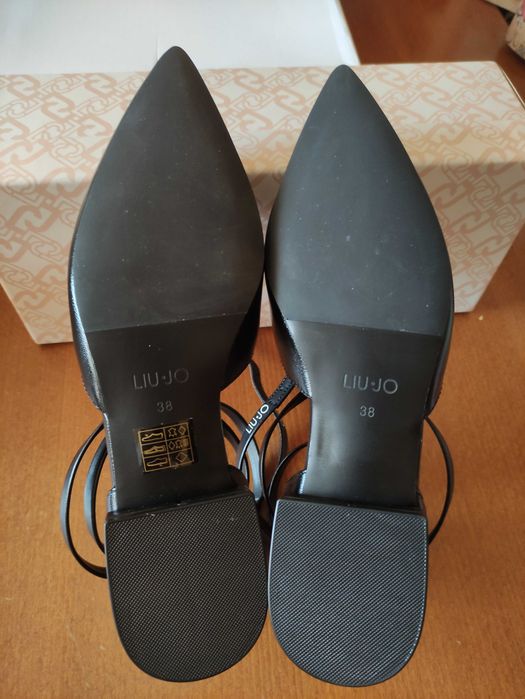 Liu Jo Остри обувки Viola от кожа и еко кожа