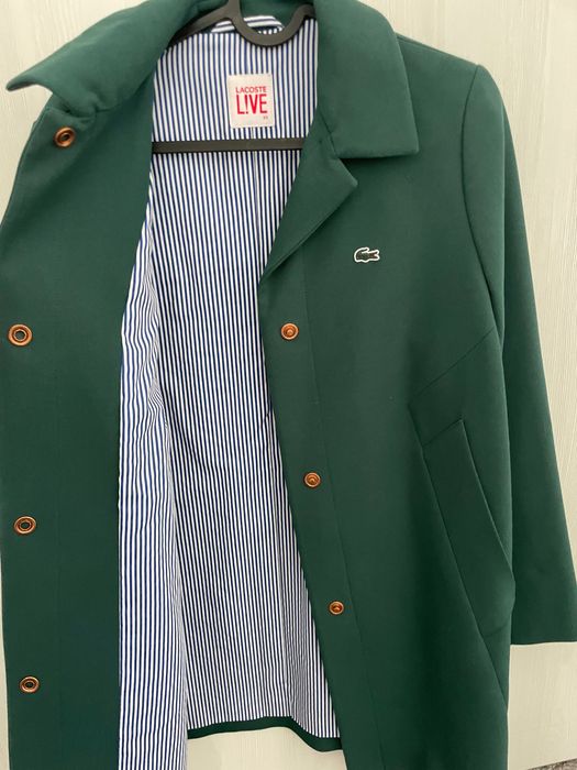 Стилен тренч Lacoste