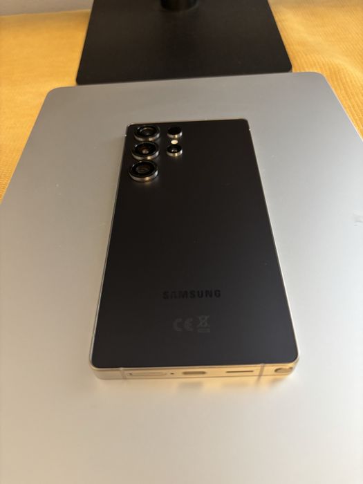 Samsung S25 Ultra