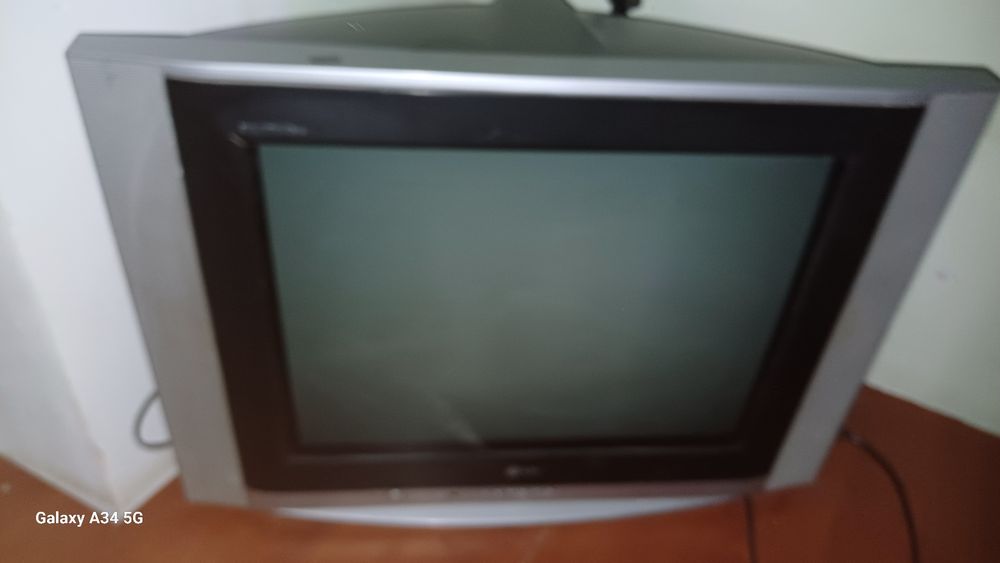 LG telivizori eski modeli zor ishlaydi