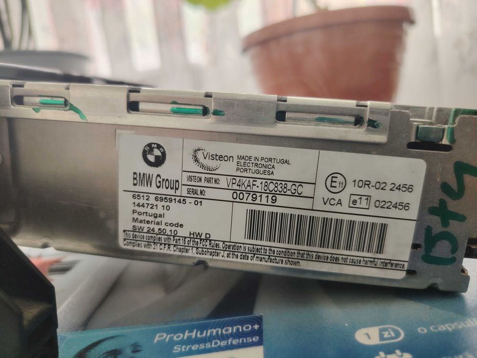 Radio casetofon auto cu CD pentru BMW