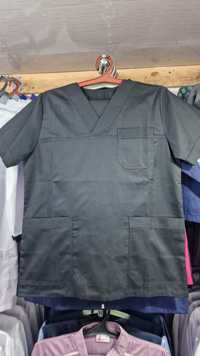 Продаю униформы разного вида.