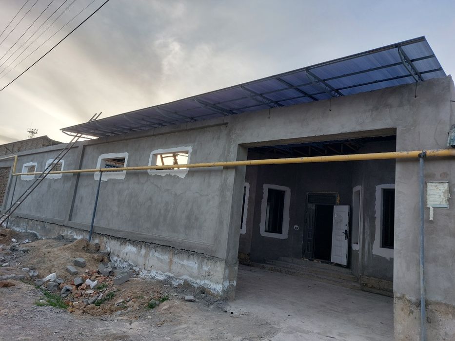 Ер участкаси 5 хонадан иборат