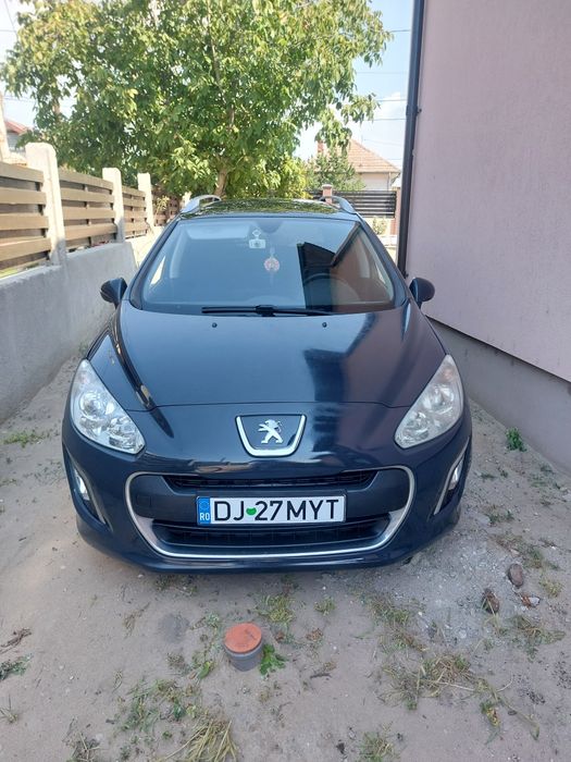 Vand sau schimb peugeot 308