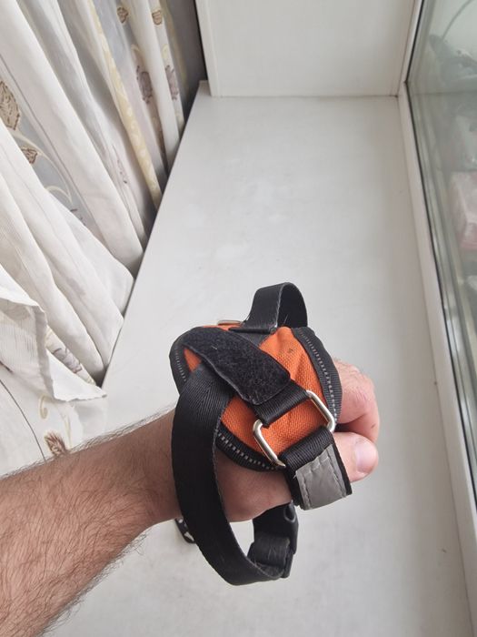 Шлейка для собак и кошек.