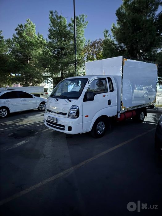 Kia Bongo Srochno Sotiladi !!!