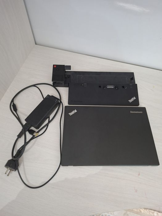 Lenovo ThinkPad Core-i5 ноутбук сатылады