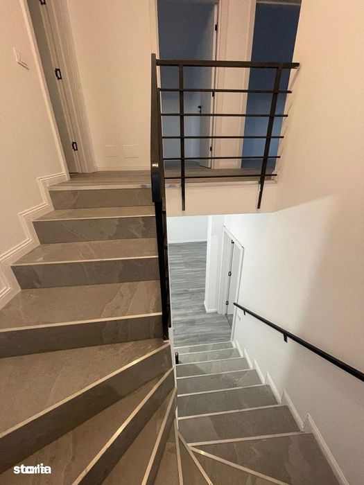 Vilă Modernă P+1, 4 Camere, Finisată la Cheie, Jadului