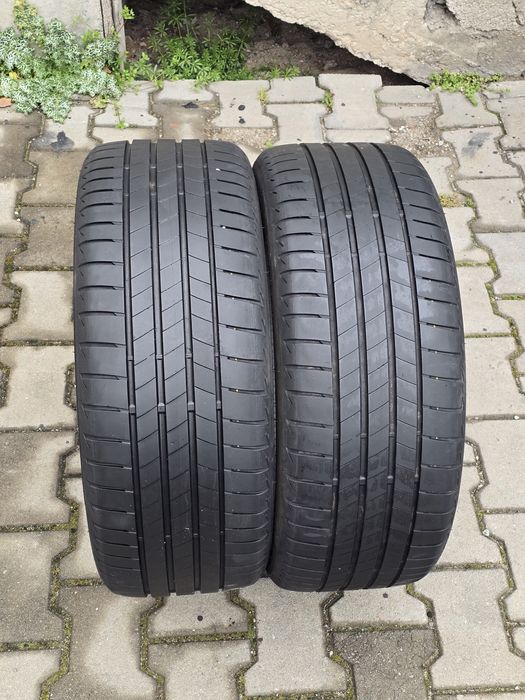 225 40 19 Bridgestone