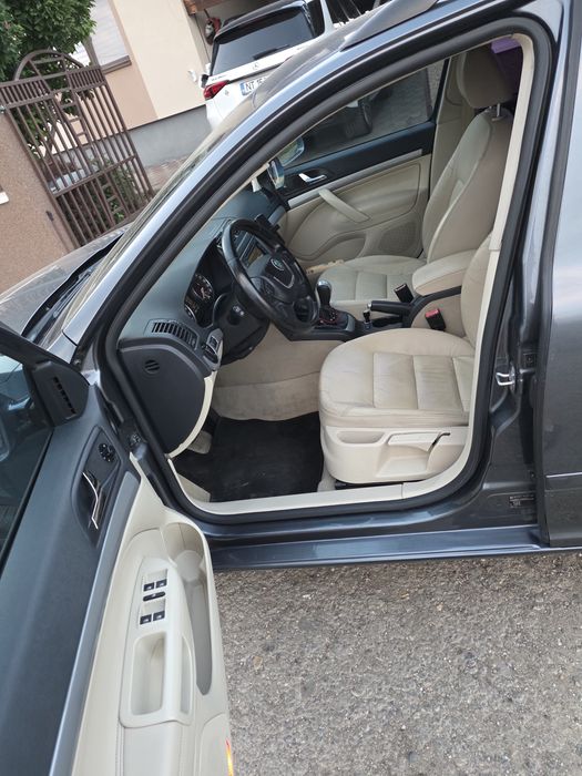SKODA Octavia 2009 — imagine 4