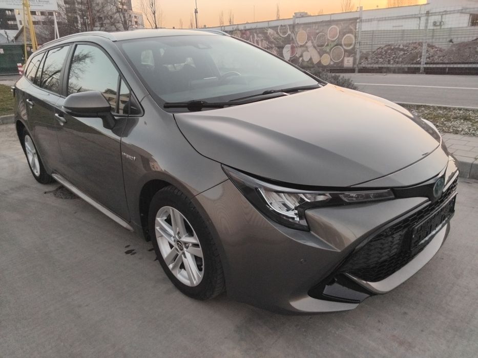 Toyota corolla 1.8 benzina + hibrid  2021 RAR efectuat carte Ro