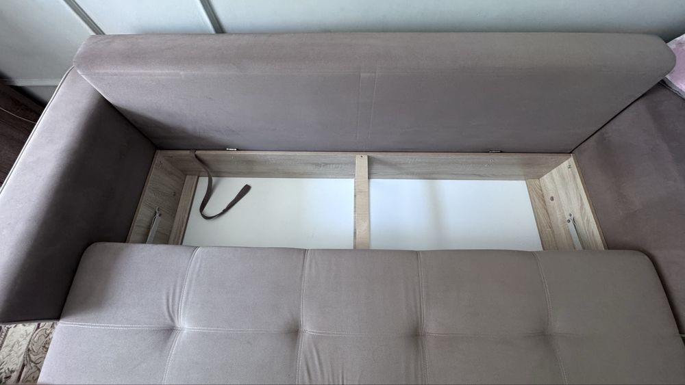 Диван в гостинную